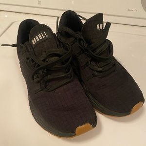 NoBull Women’s all day trainer (ripstop) gum.